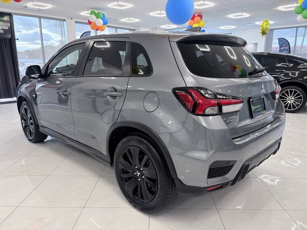 Used 2026 Mitsubishi Outlander Sport LE AWD/4WD image 10