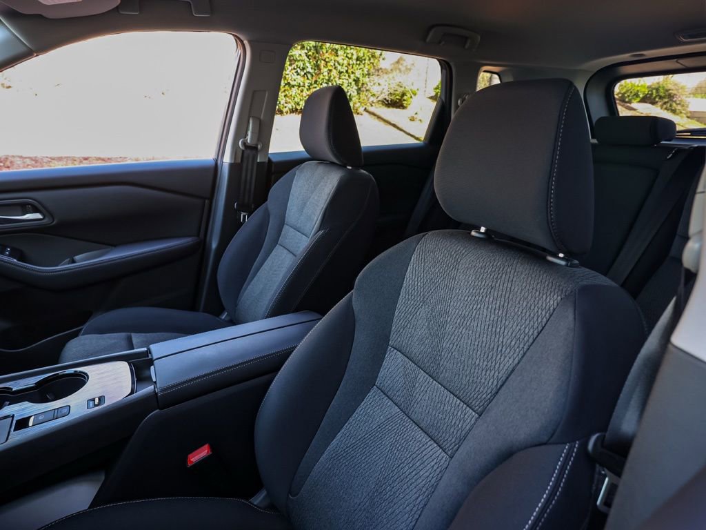 New 2026 Nissan Rogue SV image 15