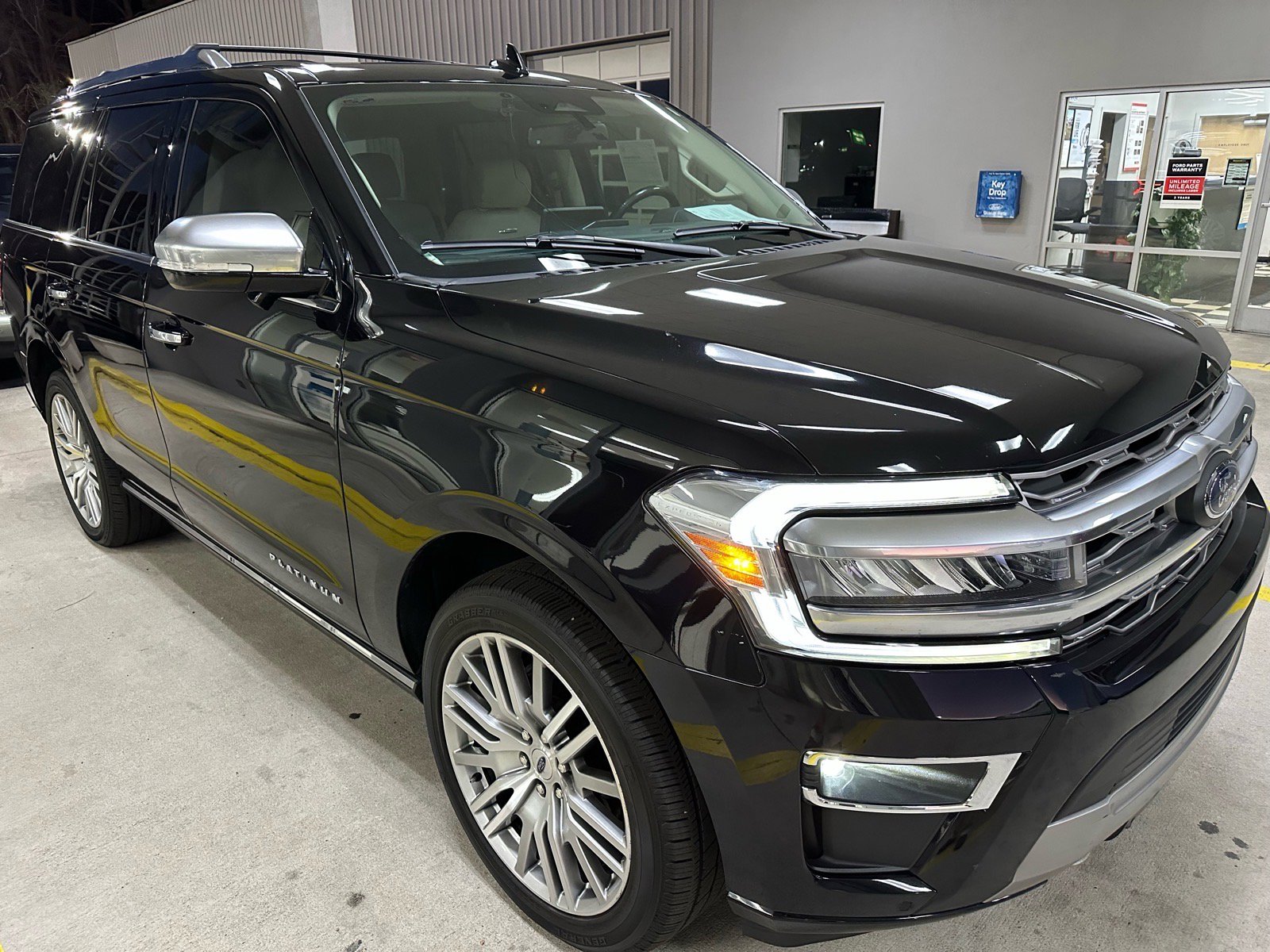 Certified 2023 Ford Expedition Platinum image 10