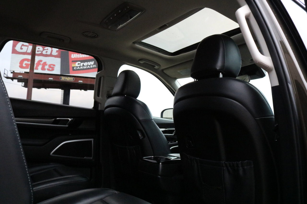 Used 2020 Kia Telluride S image 40
