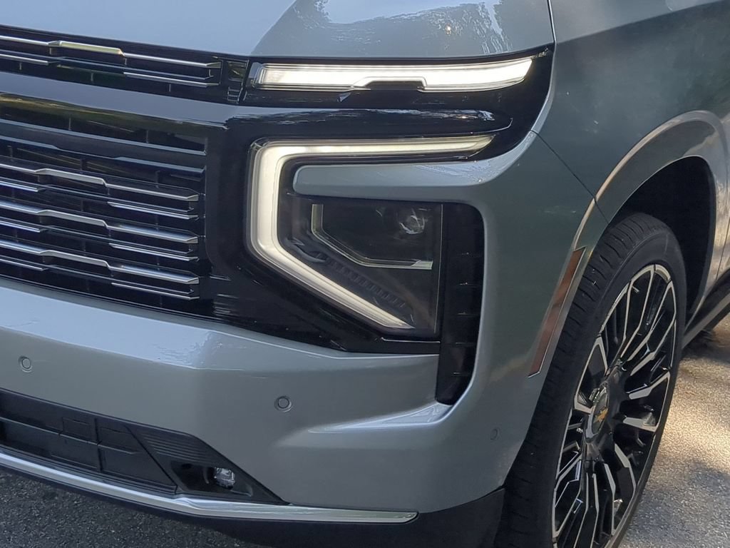 New 2026 Chevrolet Tahoe High Country AWD/4WD image 10