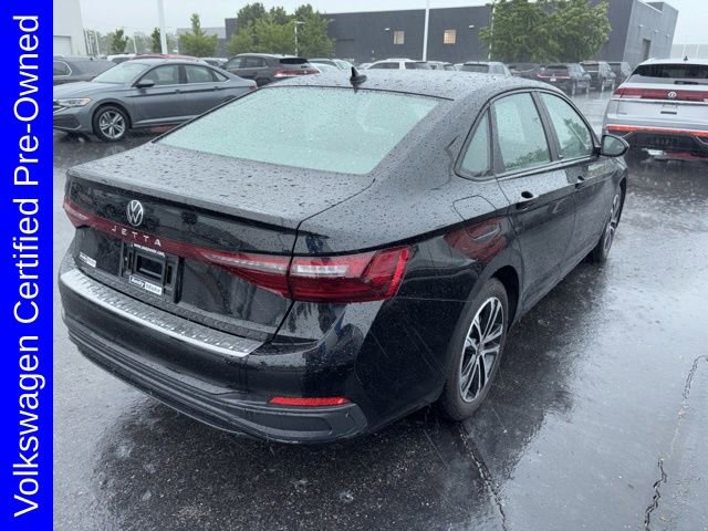 Used 2025 Volkswagen Jetta Sport FWD image 4
