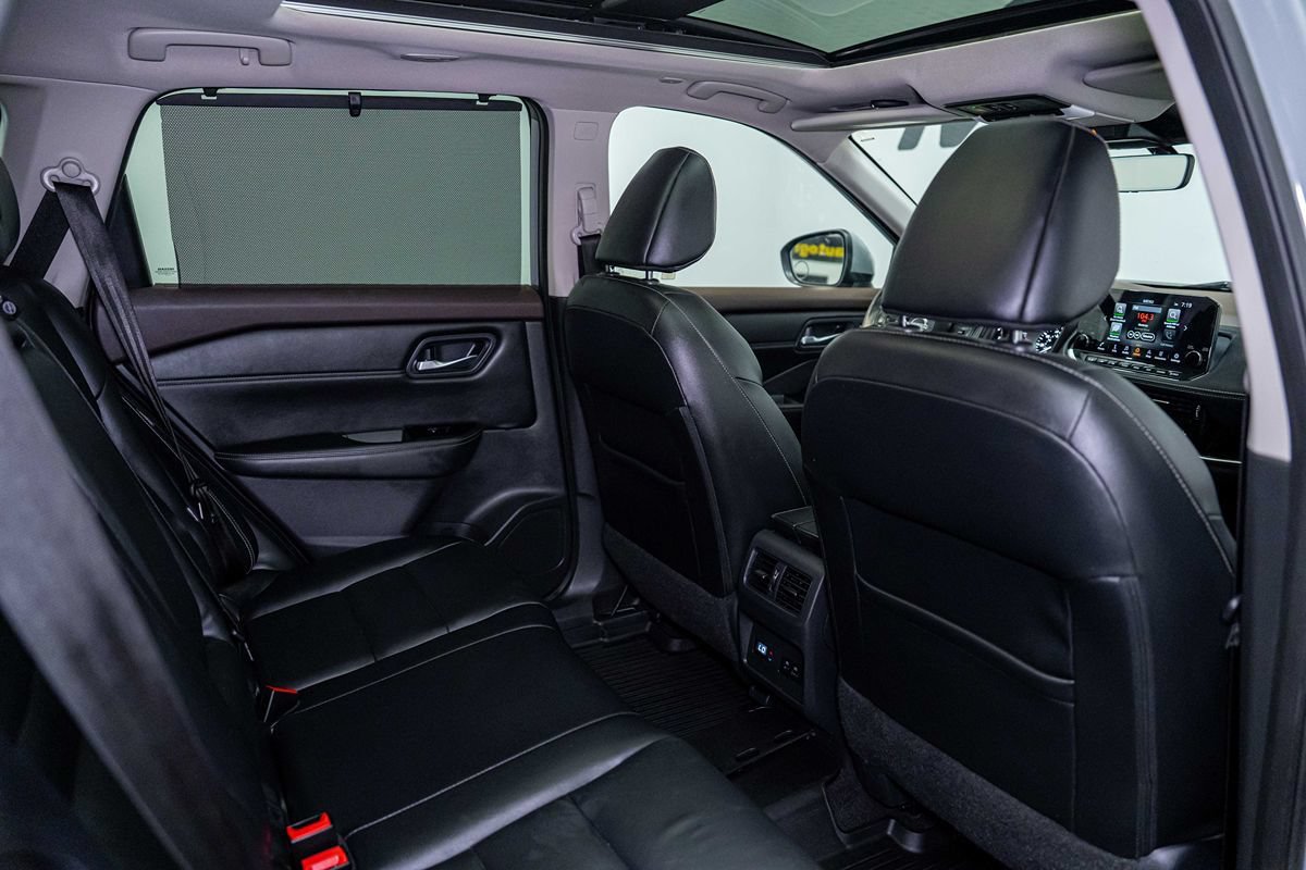 Used 2022 Nissan Rogue SL w/ SL Premium Package FWD image 15