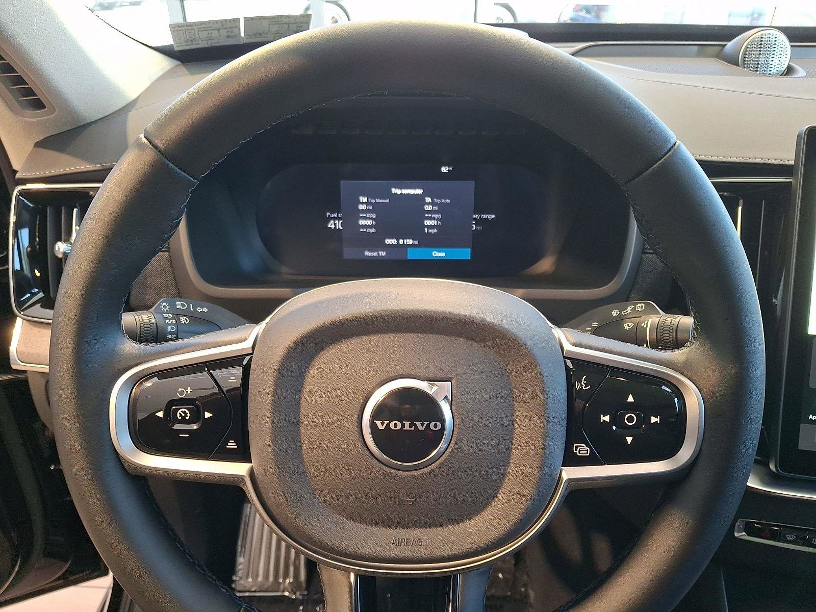Certified 2026 Volvo XC90 T8 Ultra AWD/4WD image 13