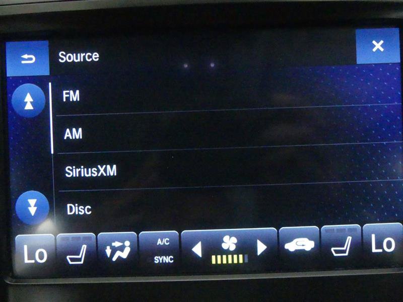 Used 2018 Acura TLX FWD image 11