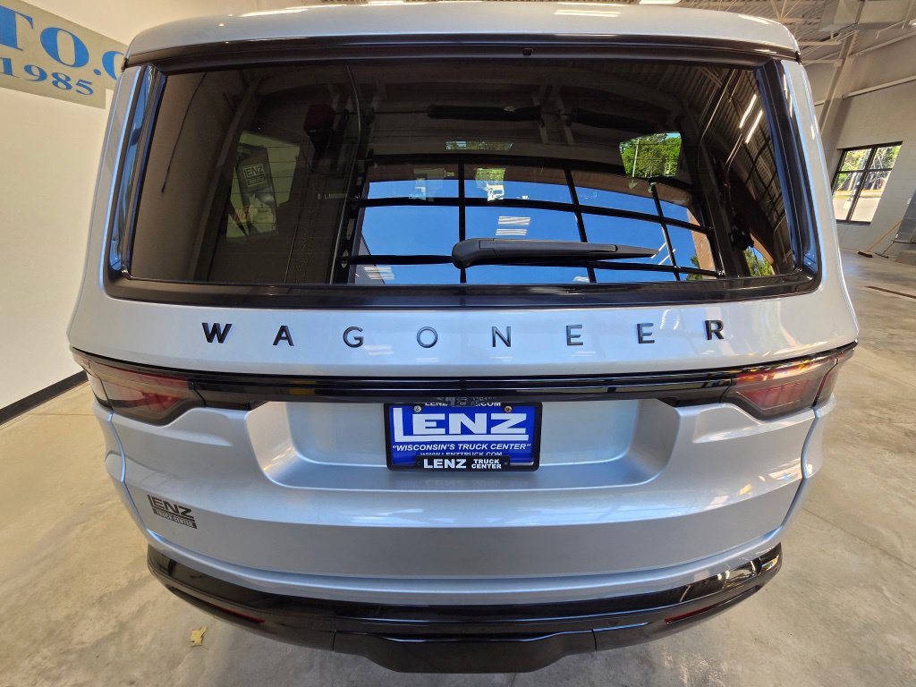 Used 2024 Jeep Wagoneer Series II AWD/4WD image 7