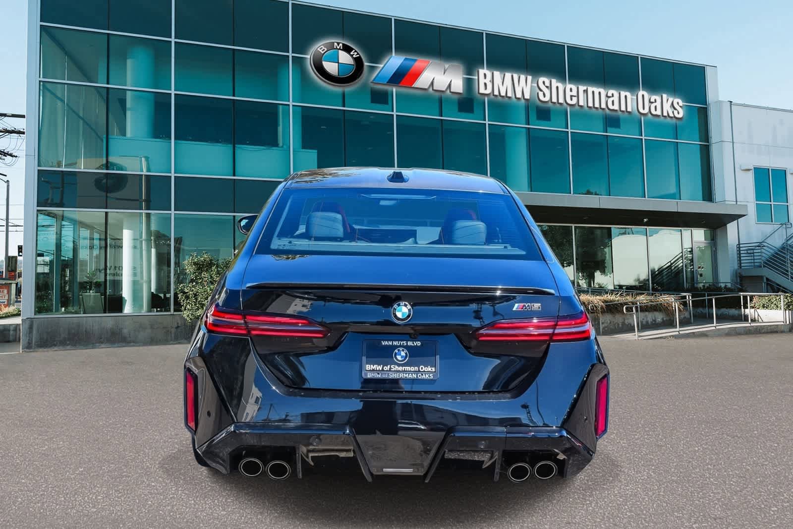 New 2026 BMW M5 w/ Carbon Package AWD/4WD image 5