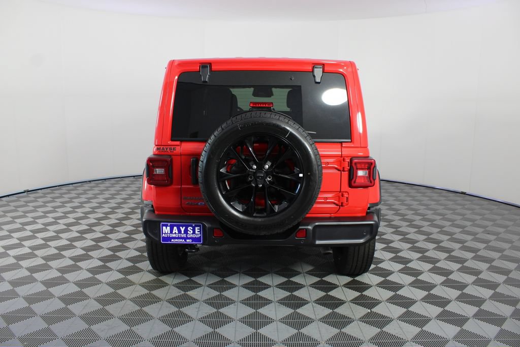 Used 2025 Jeep Wrangler Unlimited Sahara w/ Safety Group AWD/4WD image 22