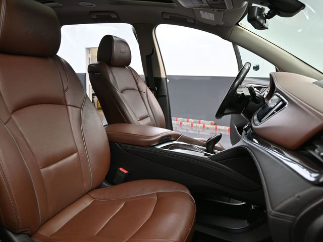 Used 2021 Buick Enclave Avenir w/ Avenir Technology Package image 54