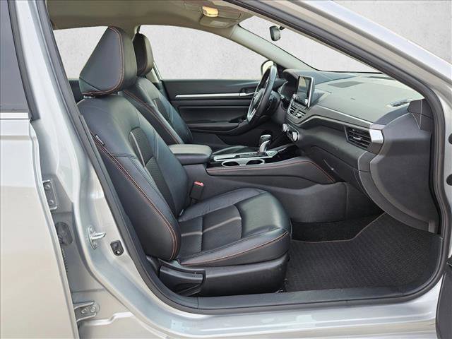 Used 2024 Nissan Altima 2.5 SR image 20