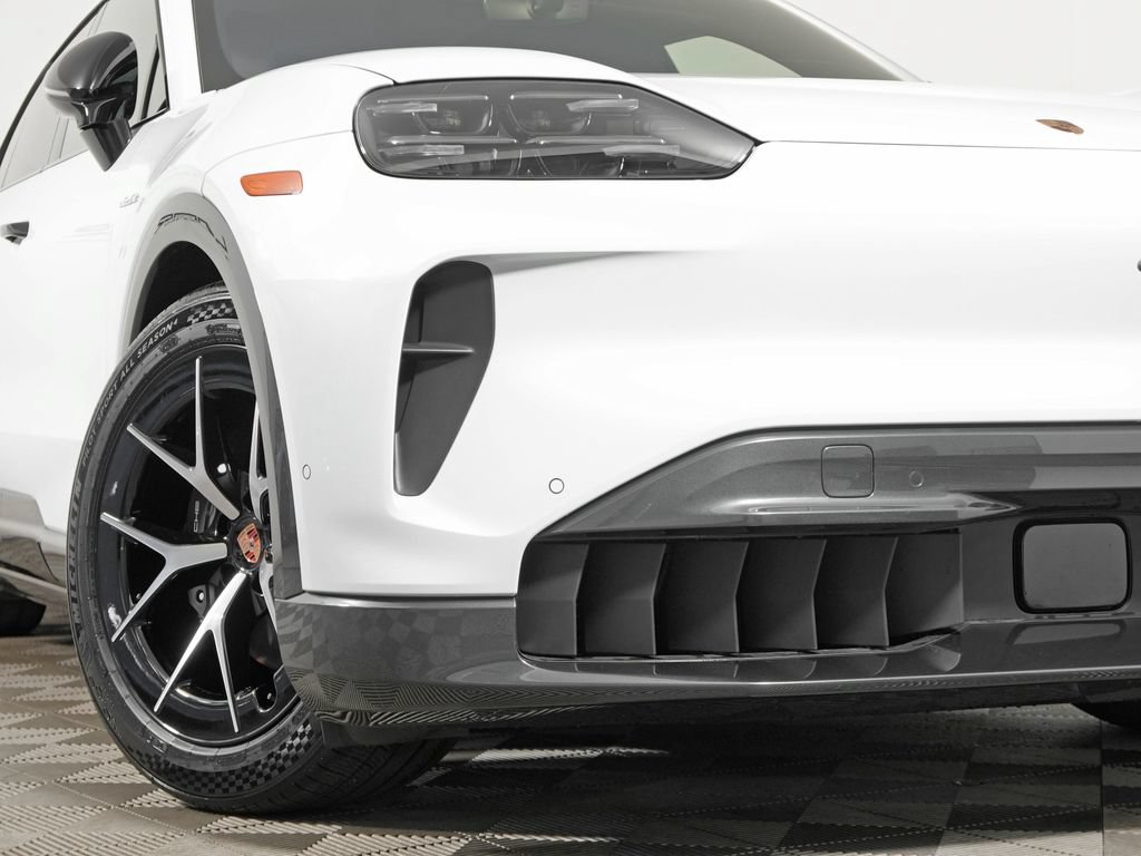 New 2026 Porsche Cayenne Electric AWD/4WD image 10