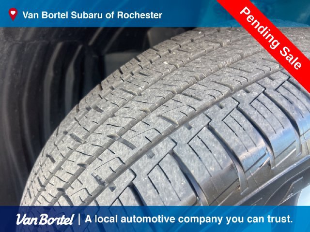 Used 2022 Subaru Ascent Limited AWD/4WD image 10