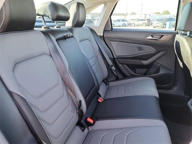 New 2026 Volkswagen Jetta SEL FWD image 15