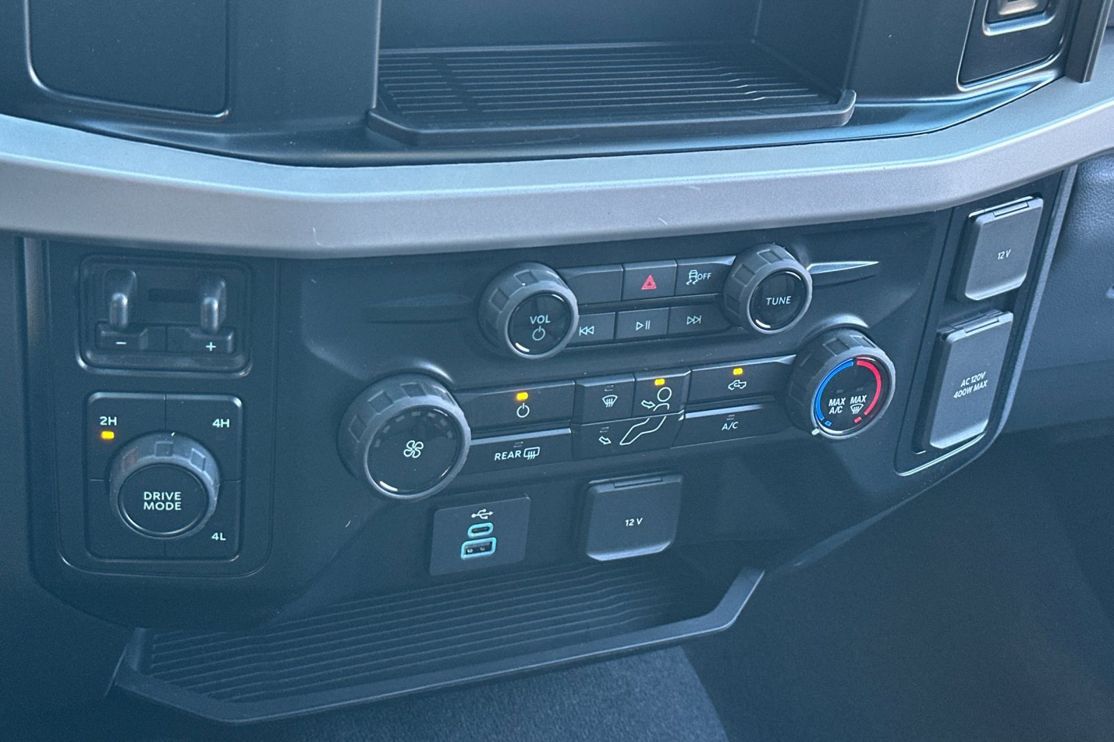 New 2026 Ford F350 XLT image 18