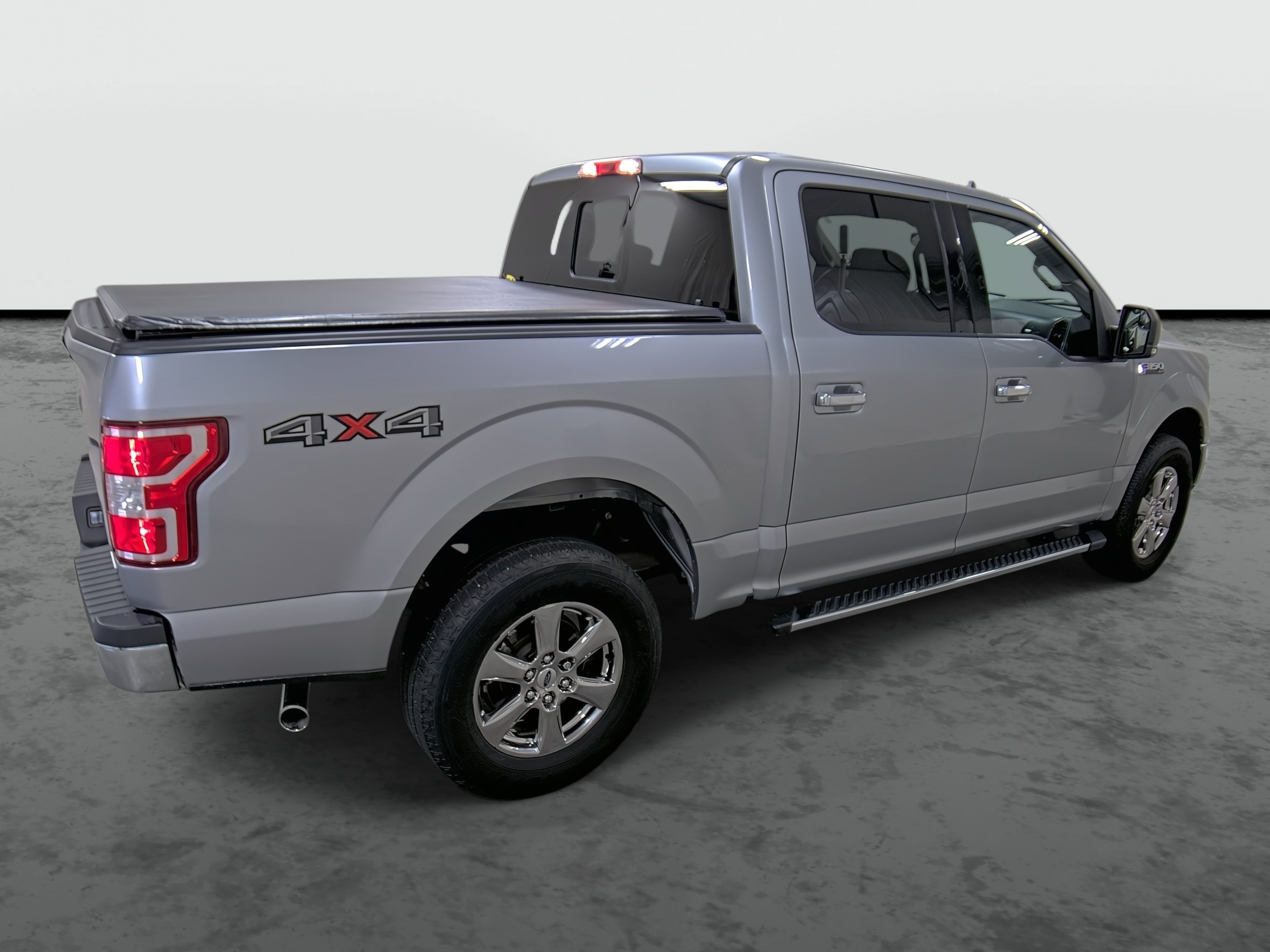 Used 2020 Ford F150 XLT w/ Equipment Group 302A Luxury AWD/4WD image 4