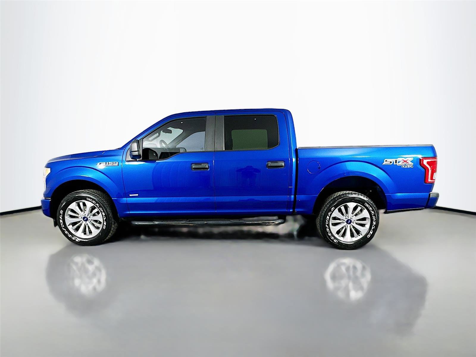 Used 2017 Ford F150 XL w/ Equipment Group 101A Mid image 4
