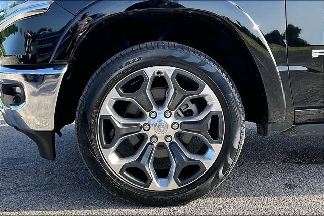 Used 2024 RAM 1500 Limited AWD/4WD image 35