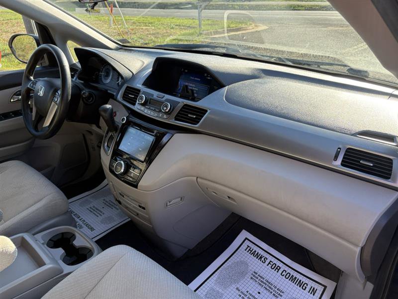 Used 2016 Honda Odyssey SE image 21