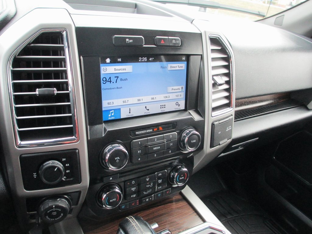 Used 2016 Ford F150 Lariat image 26