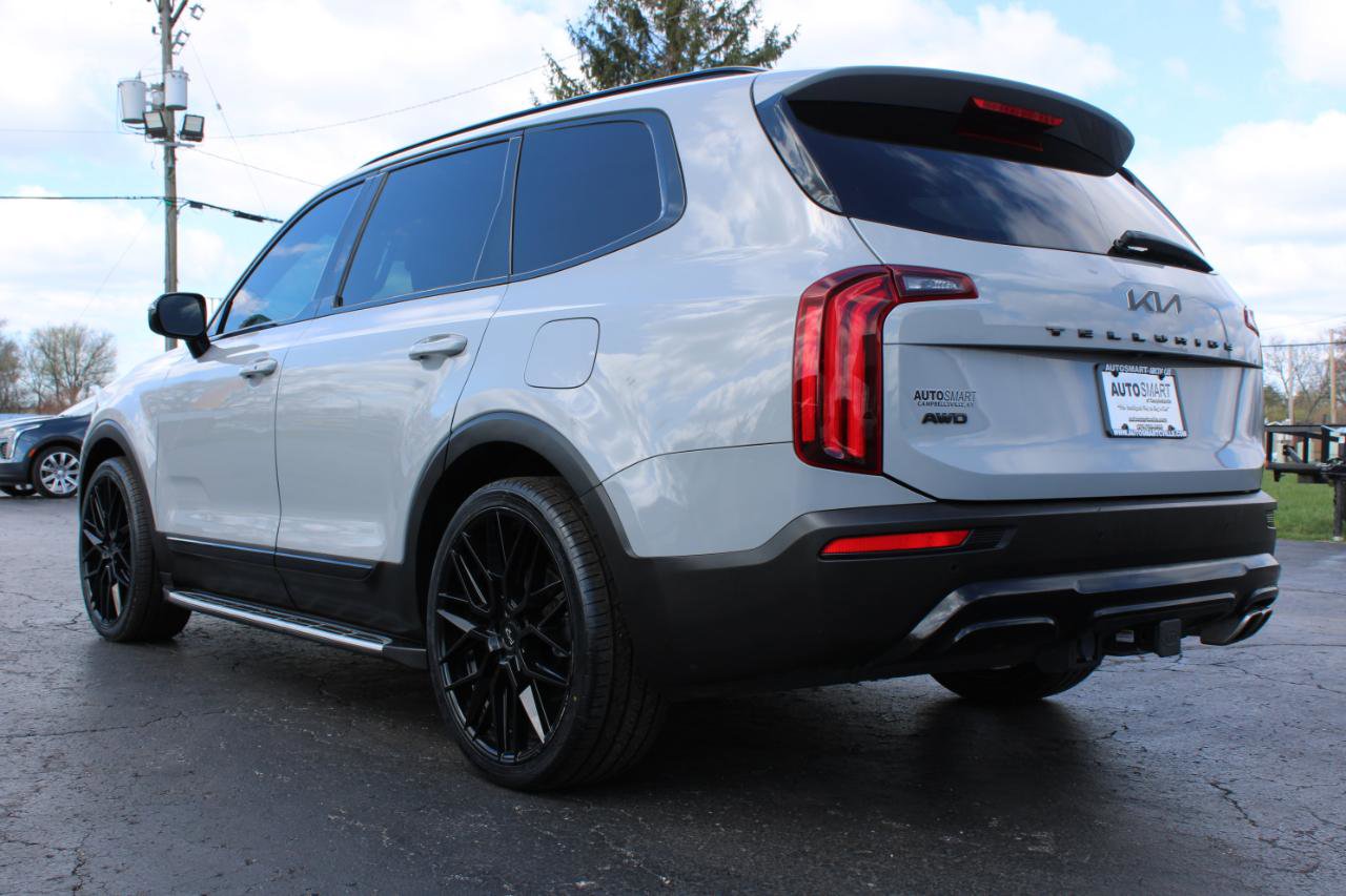 Used 2022 Kia Telluride SX w/ SX Prestige Package image 11