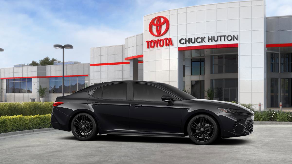 New 2026 Toyota Camry Hybrid FWD image 13