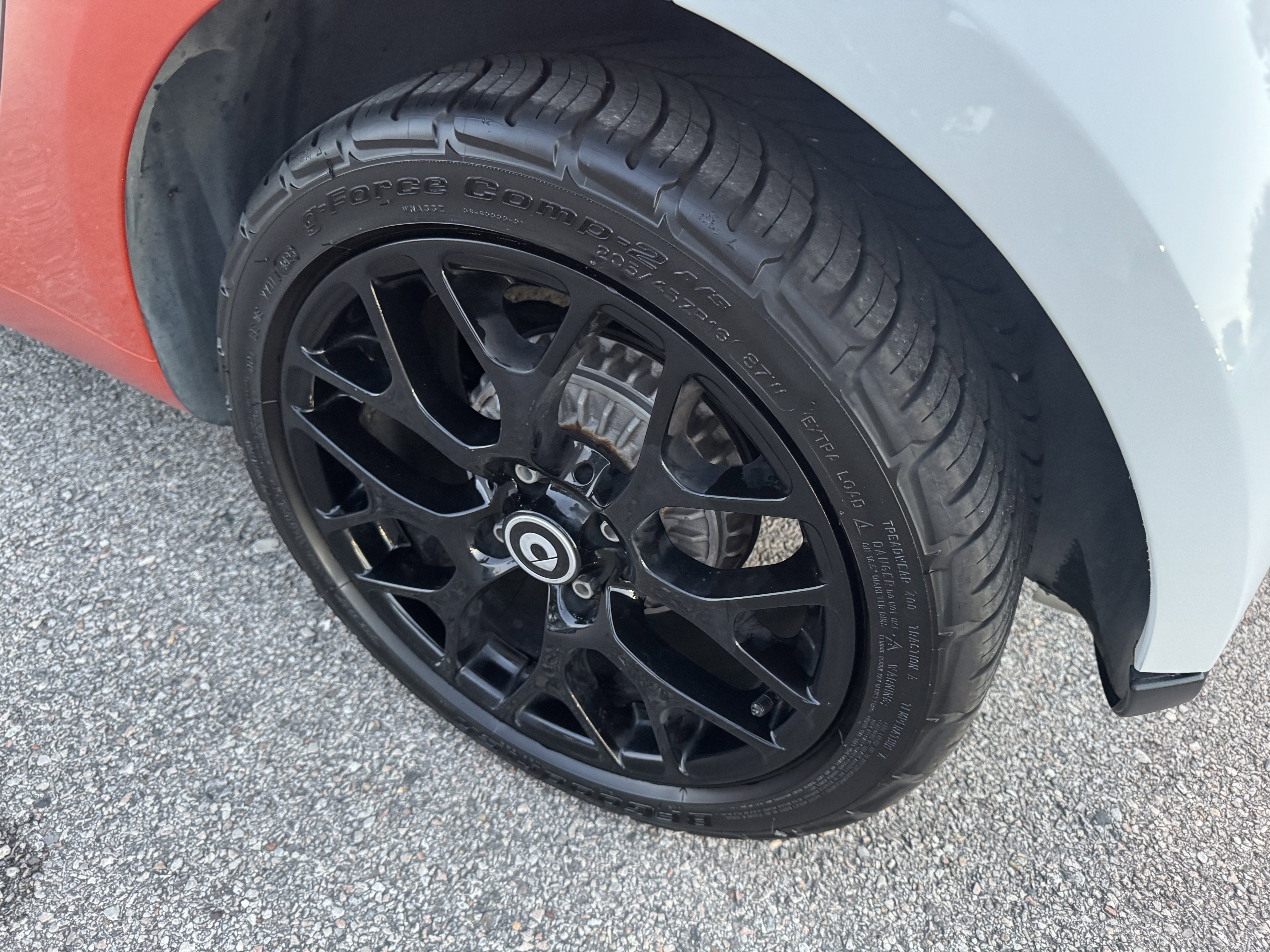 Used 2016 smart fortwo passion image 10