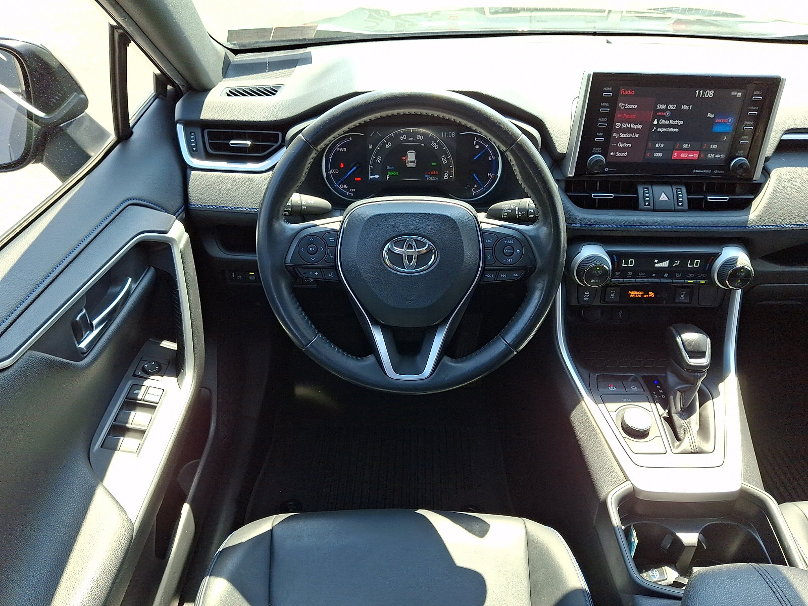 Certified 2021 Toyota RAV4 XSE w/ XSE Grade Weather Package AWD/4WD image 19