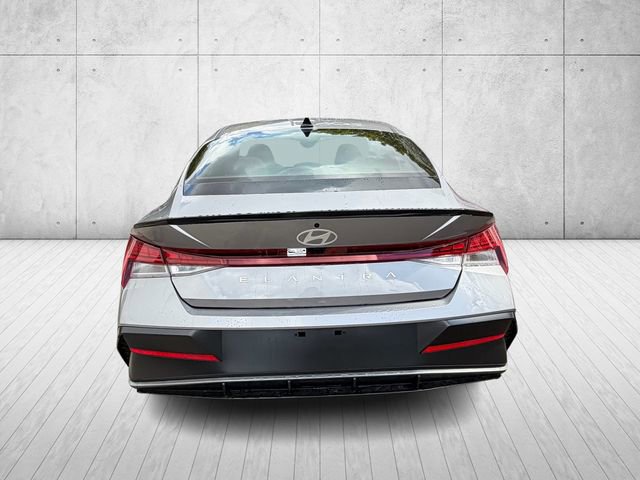 New 2026 Hyundai Elantra SEL Sport Premium FWD image 3