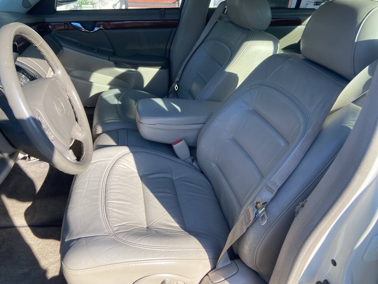 Used 2002 Cadillac De Ville w/ Comfort/Convenience Pkg FWD image 7