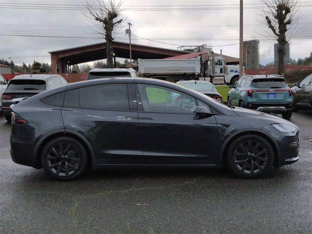 Used 2024 Tesla Model X image 6