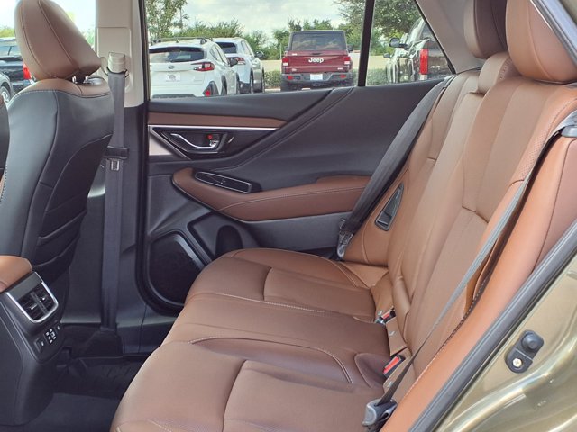 Certified 2025 Subaru Outback Touring AWD/4WD image 7