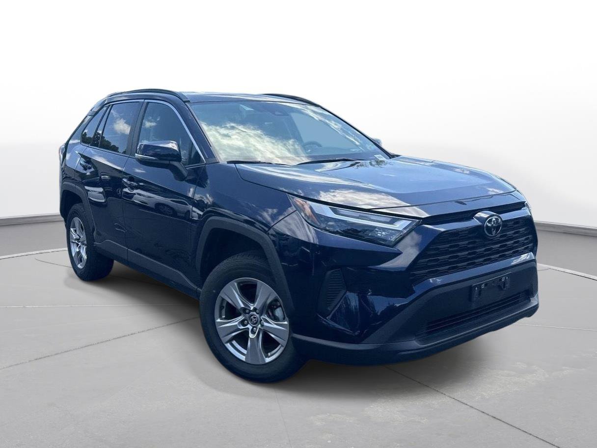 Certified 2025 Toyota RAV4 XLE AWD/4WD image 4
