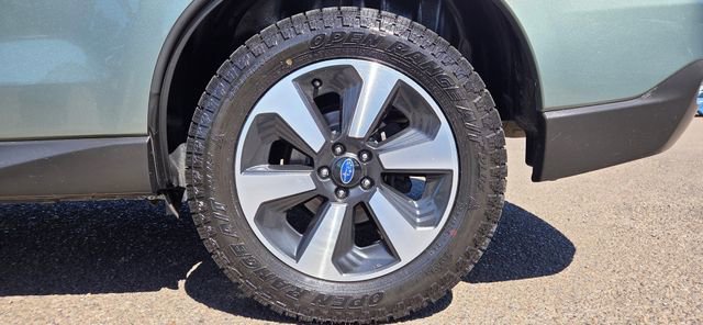 Used 2017 Subaru Forester 2.5i Premium AWD/4WD image 6