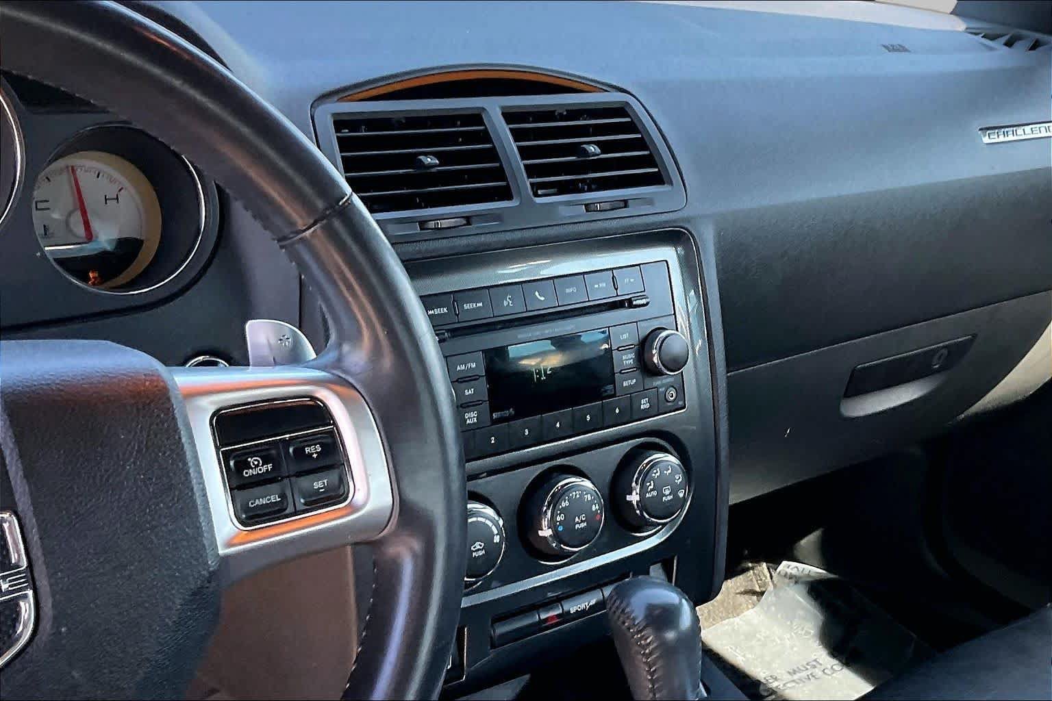 Used 2013 Dodge Challenger SXT RWD image 6