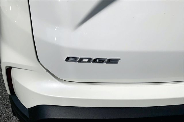 Used 2020 Ford Edge Titanium AWD/4WD image 7