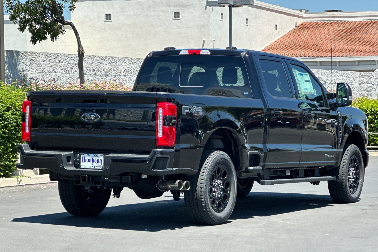 New 2025 Ford F250 Lariat w/ Lariat Ultimate Package image 4