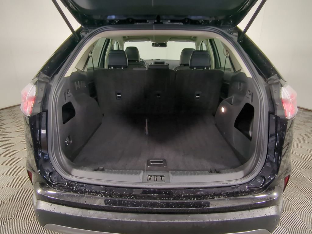 Certified 2024 Ford Edge SEL image 8