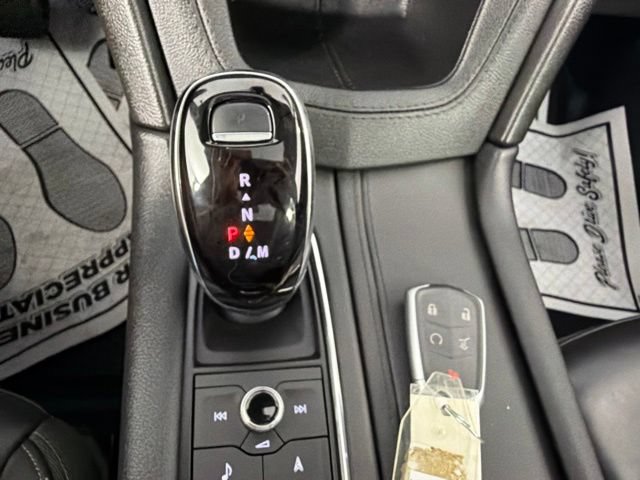 Used 2024 Cadillac XT6 Premium Luxury w/ LPO, Floor Liner Package FWD image 35
