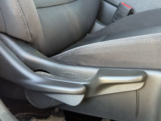 Used 2017 Chevrolet Malibu LT FWD image 25