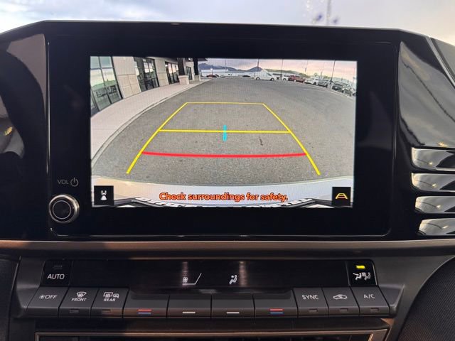 Used 2025 Toyota Camry LE FWD image 12