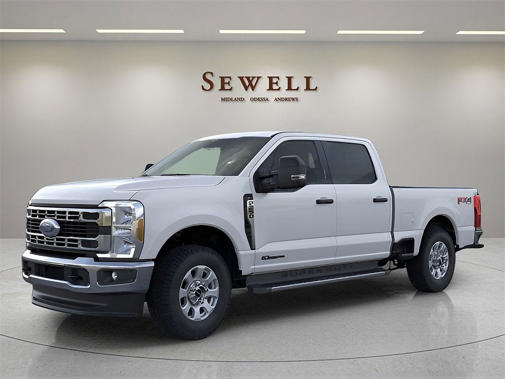 New 2025 Ford F250 XLT w/ FX4 Off-Road Package
