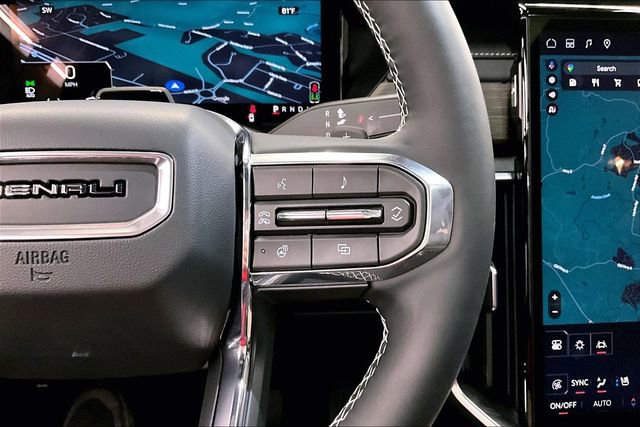 Used 2025 GMC Acadia Denali w/ Super Cruise Package image 28