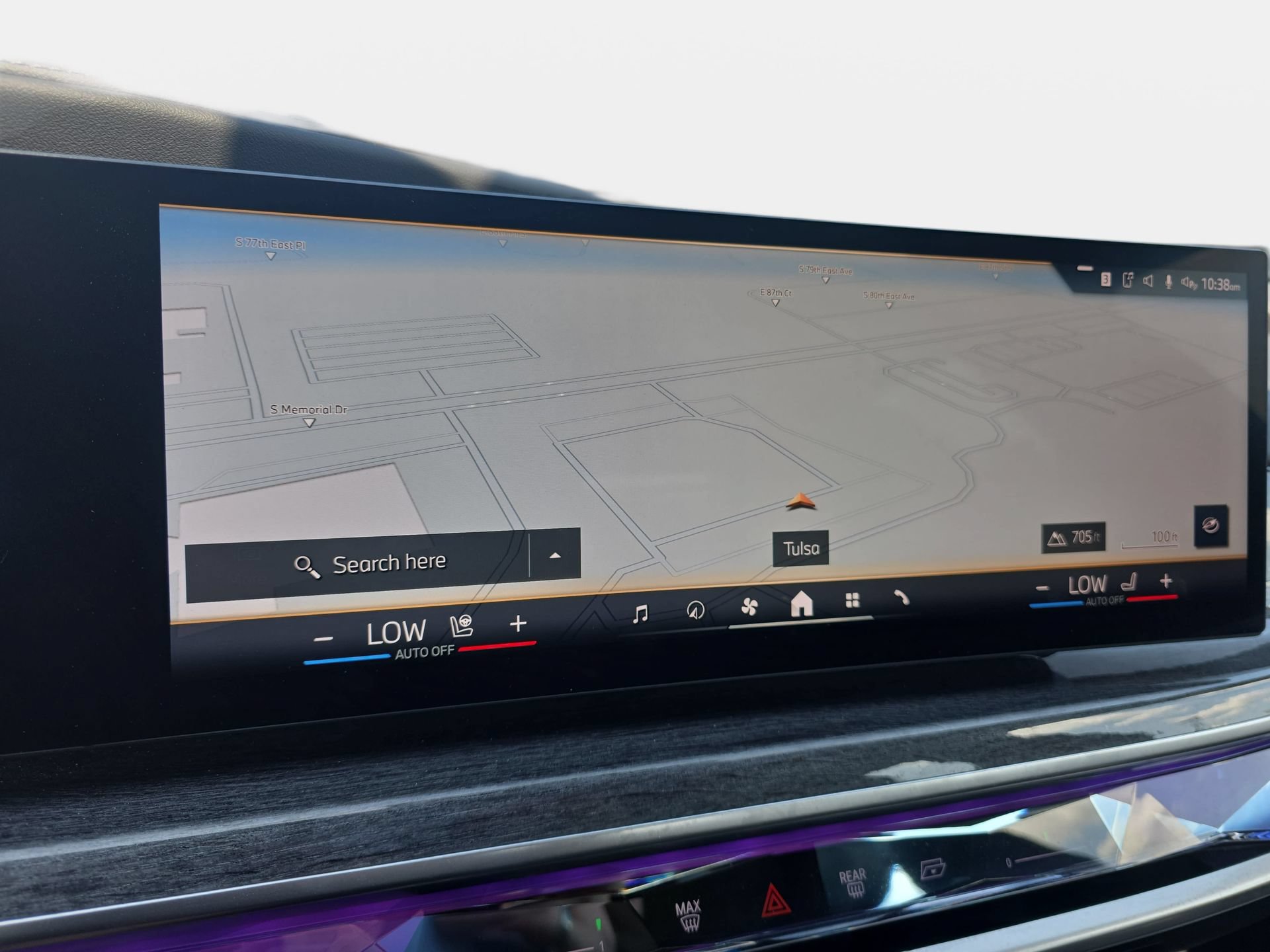Used 2025 BMW 740i RWD image 22