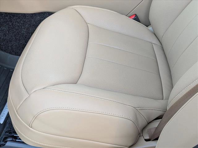 New 2026 Land Rover Range Rover Long Wheelbase SE image 4