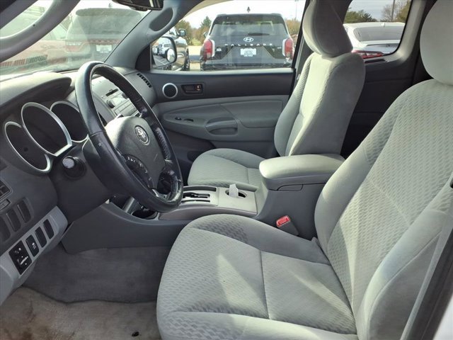 Used 2011 Toyota Tacoma 2WD Access Cab image 24
