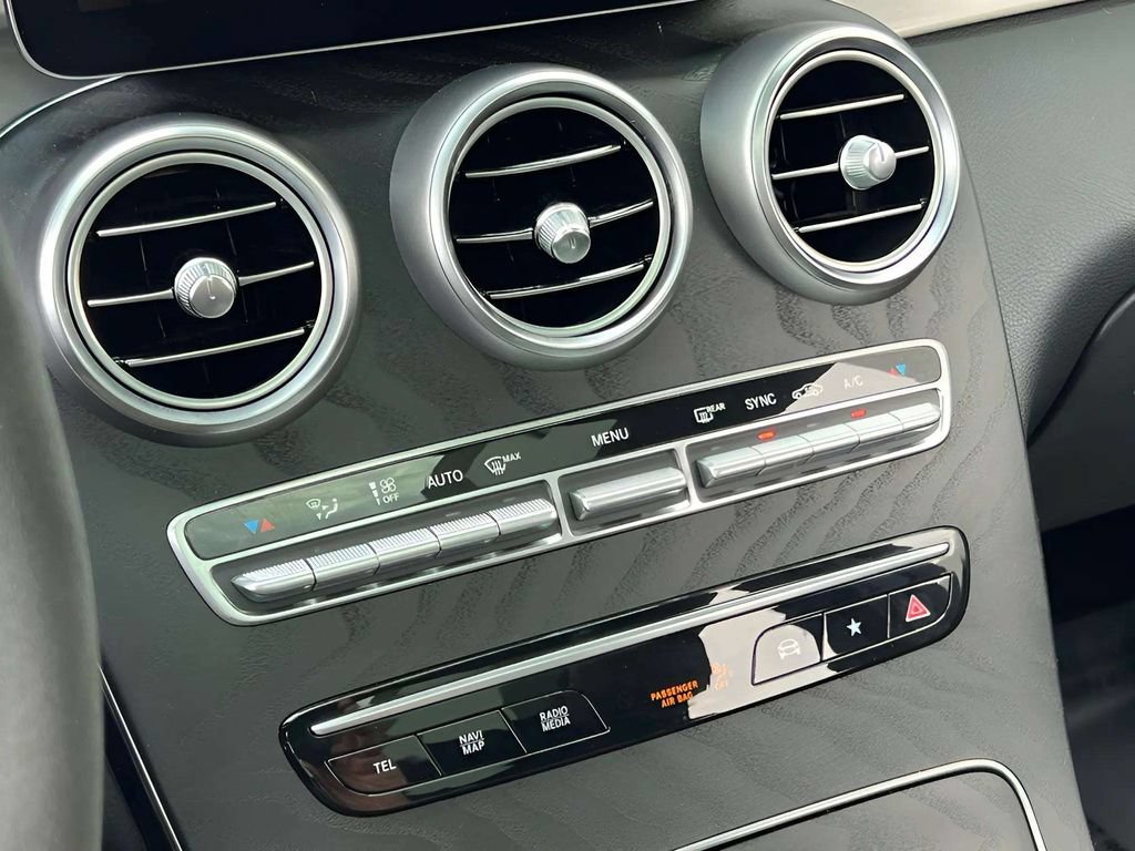 Used 2020 Mercedes-Benz GLC 63 AMG 4MATIC image 20