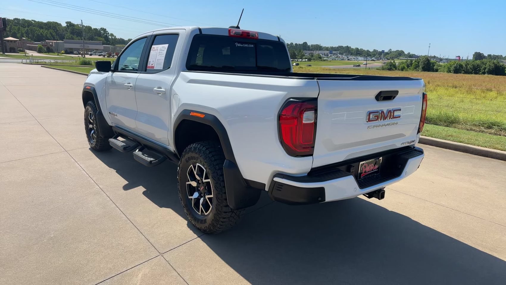 Used 2024 GMC Canyon AT4X AWD/4WD image 7