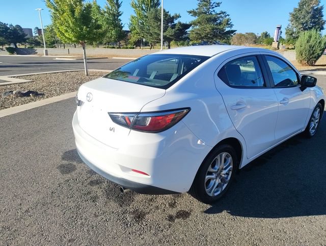 Used 2016 Scion iA FWD image 3