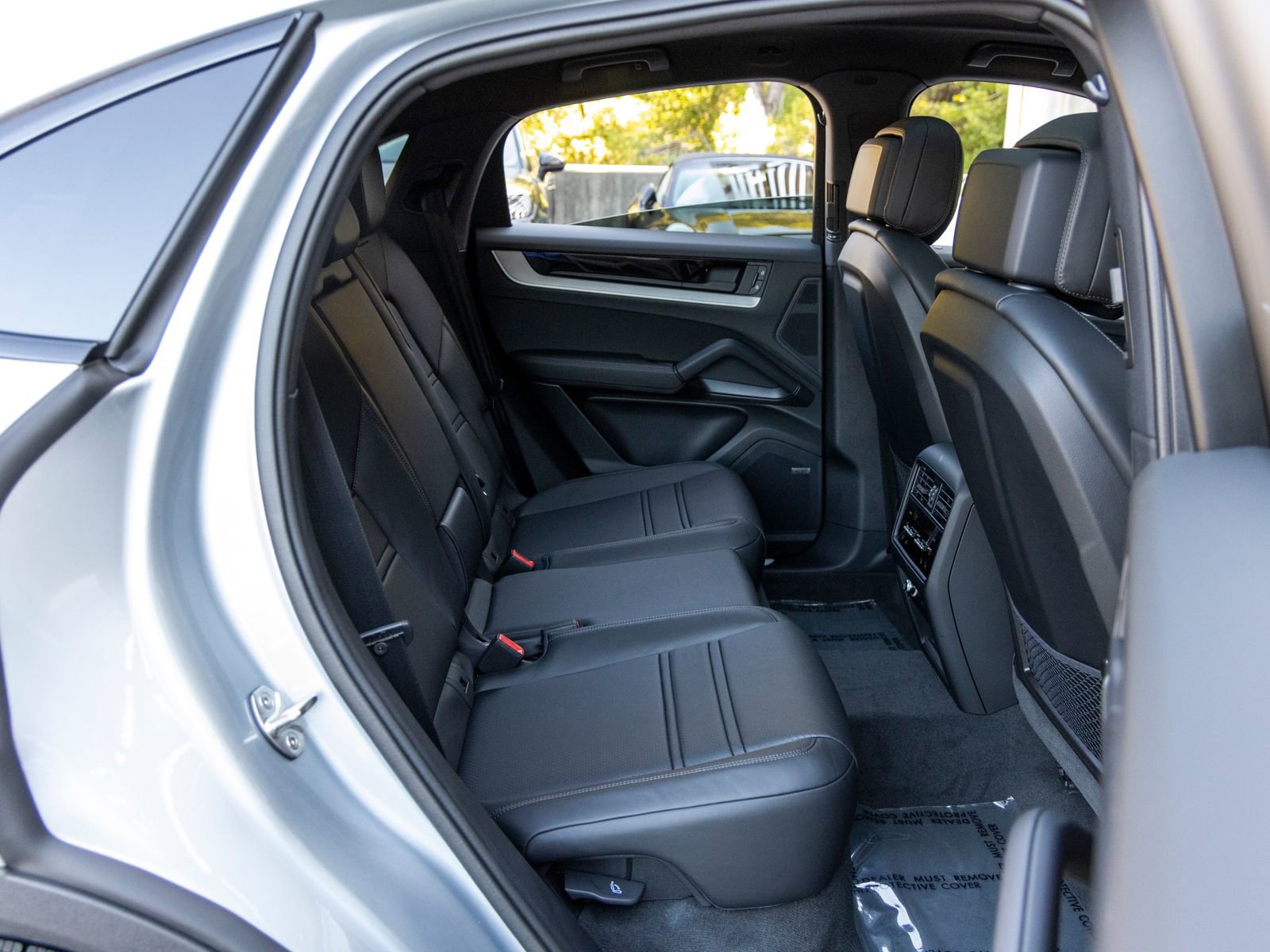 New 2026 Porsche Cayenne Coupe image 48