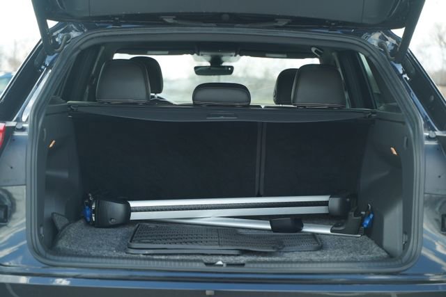 Used 2023 Volkswagen Atlas Cross Sport SEL Premium R-Line image 19